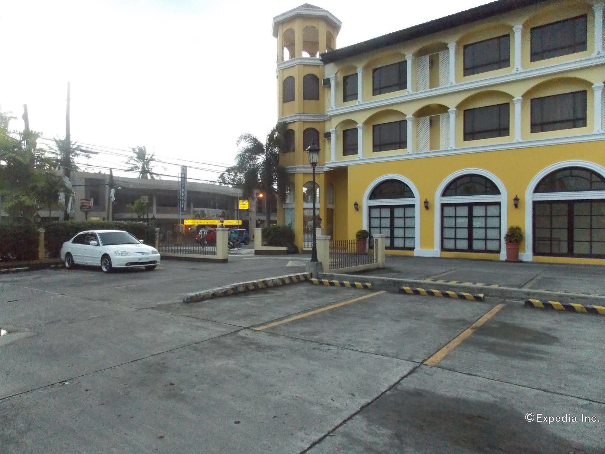 Planta Centro Bacolod Hotel & Residences Exteriér fotografie