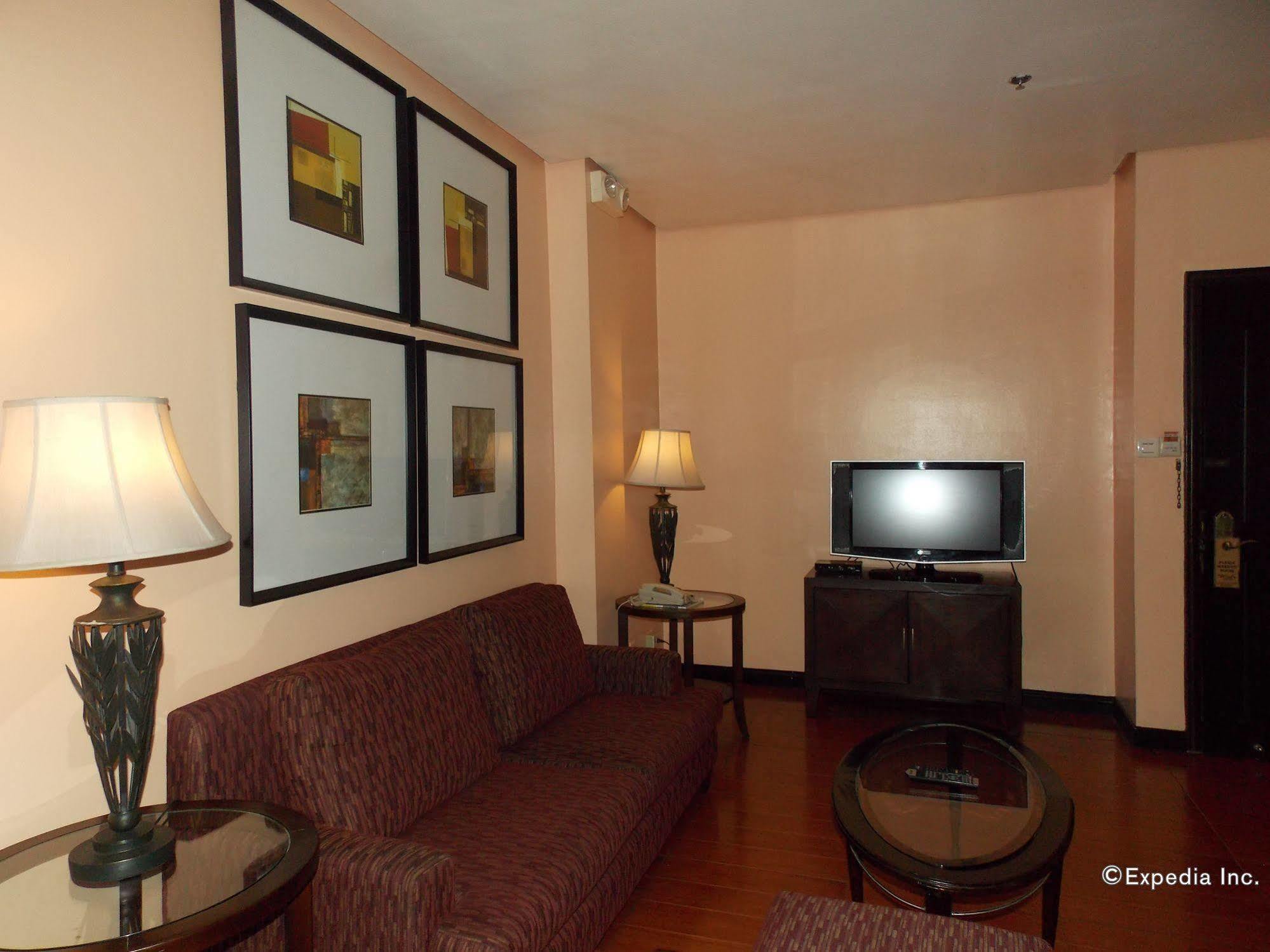 Planta Centro Bacolod Hotel & Residences Exteriér fotografie